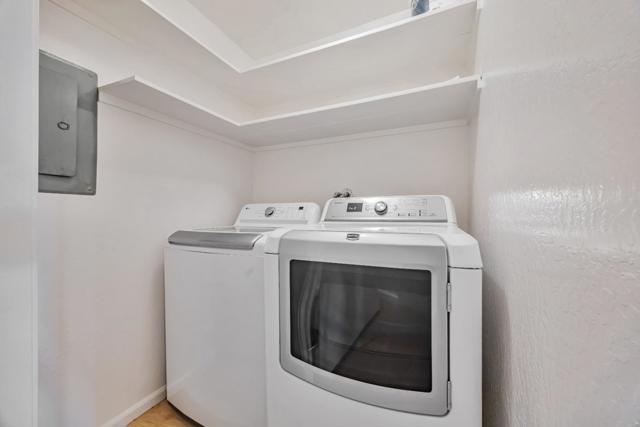 58 N El Camino Real, San Mateo CA: https://media.crmls.org/mediaz/051cfb61-1df4-4a4b-841c-8e77d71bb58e.jpg