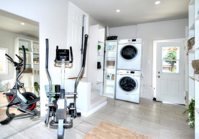 209 Ryder Street, San Mateo CA: https://media.crmls.org/mediaz/051d1c2b-d103-4fac-a43c-f45b2ea62e3c.jpg
