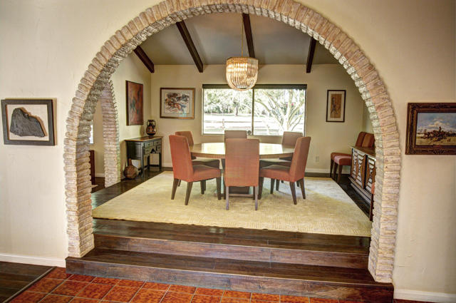 42605 Byron Place, Bermuda Dunes CA: https://media.crmls.org/mediaz/051db7f8-160c-4d68-8e7a-6df0dd34b892.jpg
