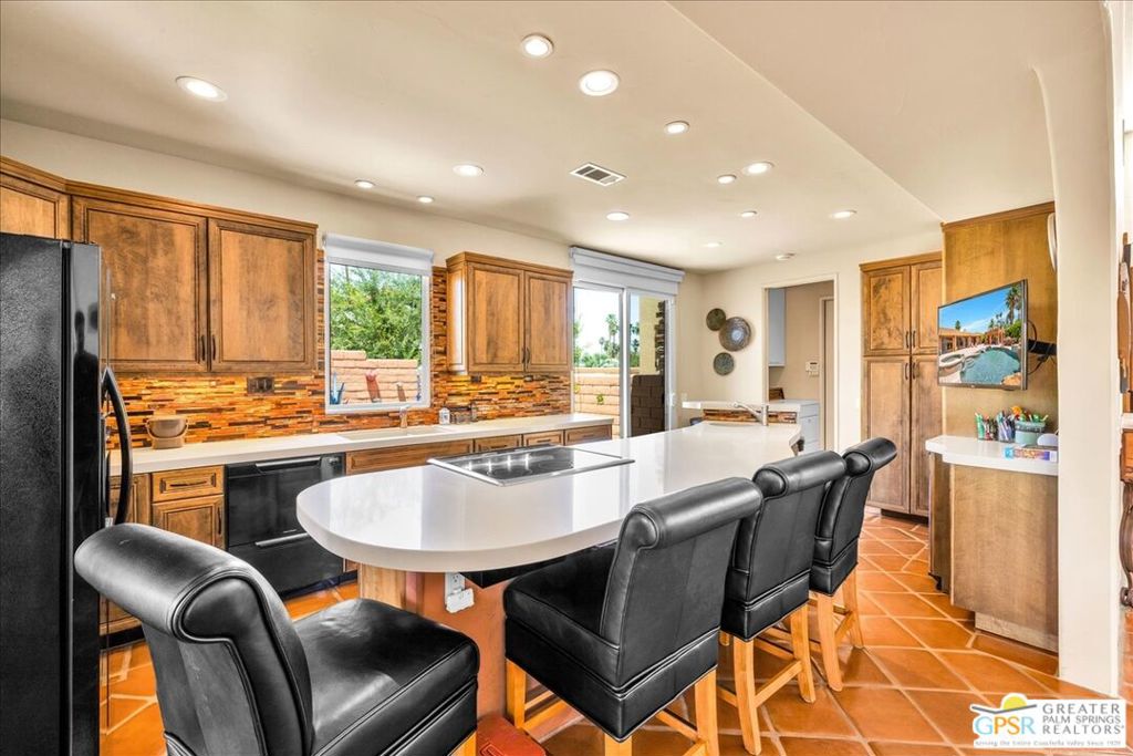 MLS #25612891PS image #19