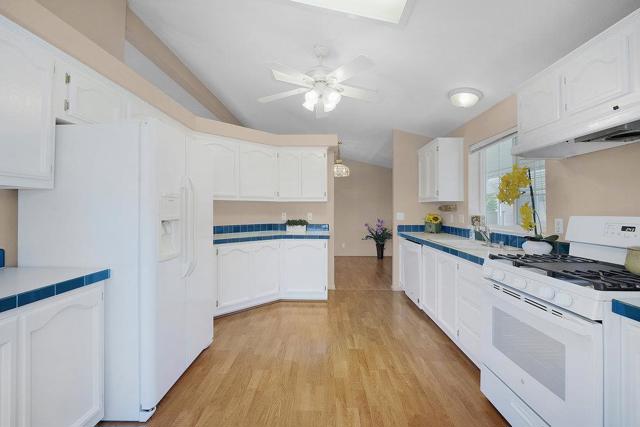 97 Melody Lane, Morgan Hill CA: https://media.crmls.org/mediaz/051ed713-8ad9-4f22-9854-589551a42488.jpg
