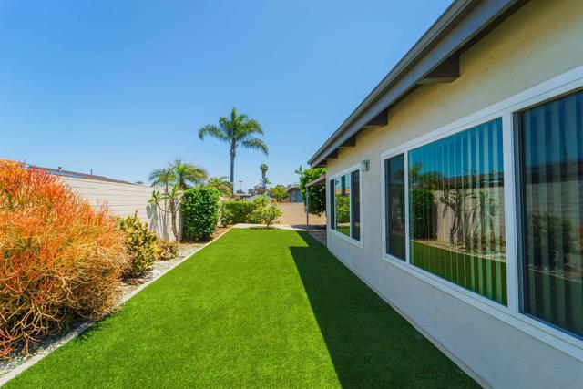 7434 Salerno Street, San Diego CA: https://media.crmls.org/mediaz/051f3745-5c4b-4c0b-8736-efd0d3cab671.jpg
