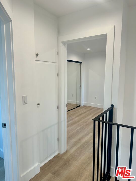 5414 S Mullen Avenue, Los Angeles CA: https://media.crmls.org/mediaz/051fb514-1f03-4bd2-abe1-34d2f8fc3aa7.jpg