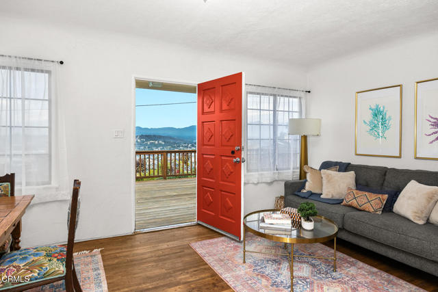 3754 Dwiggins Street, Los Angeles CA: https://media.crmls.org/mediaz/05204214-2c7e-47dd-9d14-e597be5277b1.jpg