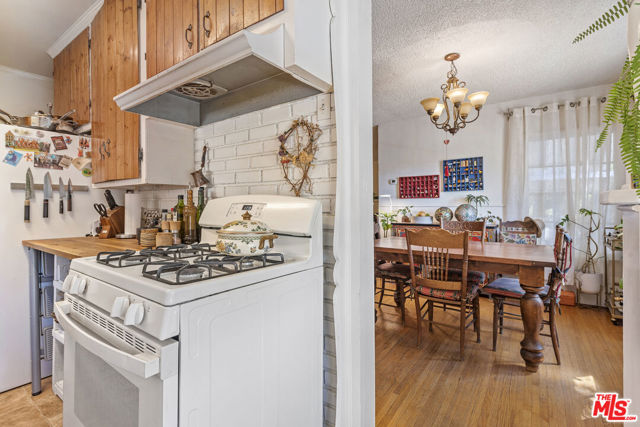 6349 Blanchard Canyon Road, Tujunga CA: https://media.crmls.org/mediaz/05207b48-0fb5-4576-887e-e9c324594841.jpg