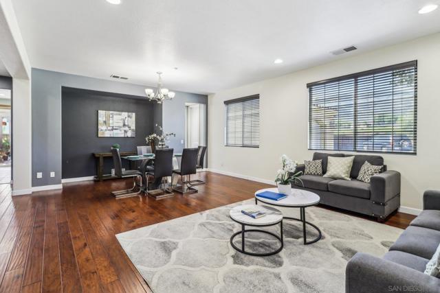 3043 Adams Ranch Ct, Chula Vista CA: https://media.crmls.org/mediaz/052237a2-9cb4-4b17-8afa-c7e8788fd543.jpg