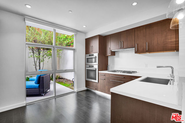125 Pacific Street, 8 photo 9