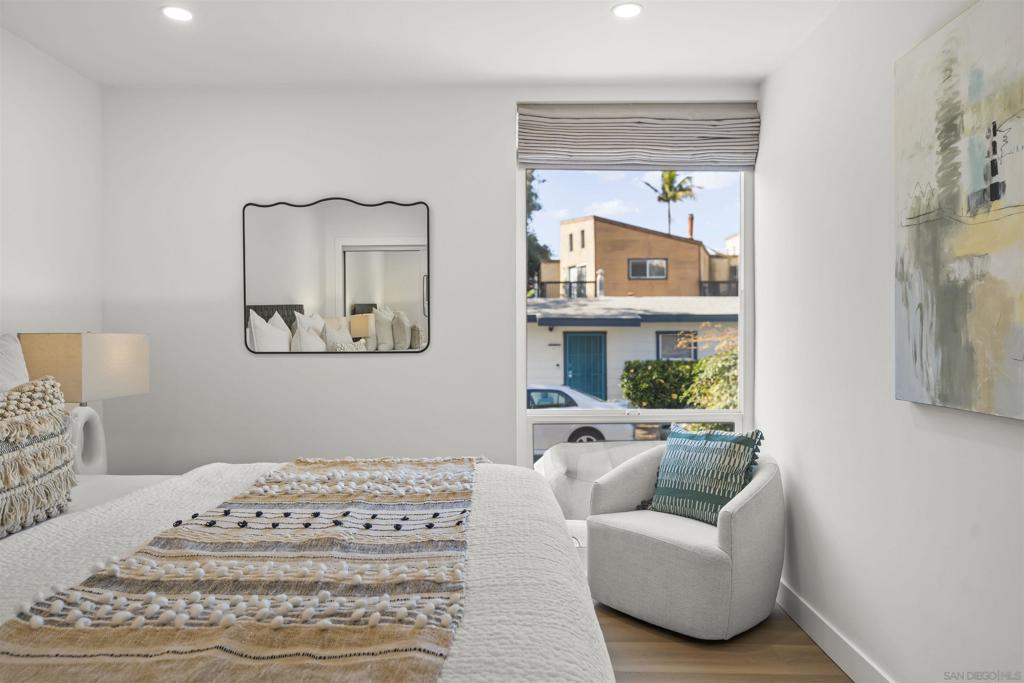 3920 Riviera Dr - photo 16