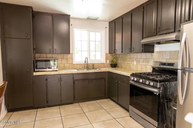 38251 Lisman Avenue, Palmdale CA: https://media.crmls.org/mediaz/0523aa87-f6e8-4687-8f25-6c7c77e82cfe.jpg