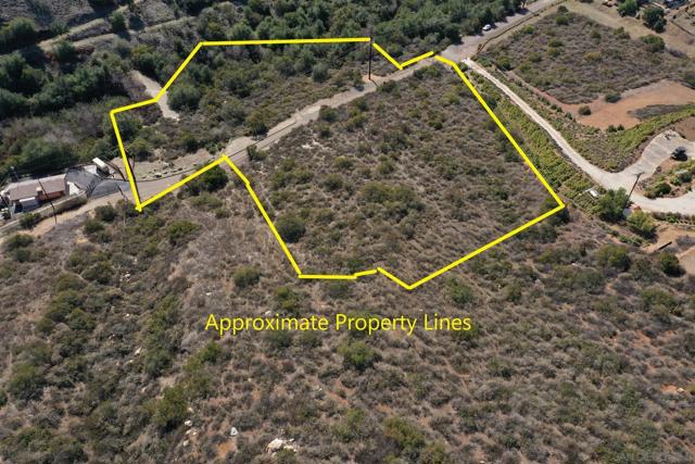 0 Rios Canyon Rd #16, El Cajon CA: https://media.crmls.org/mediaz/052403ec-2ca7-45c4-8117-2fefabc0c182.jpg