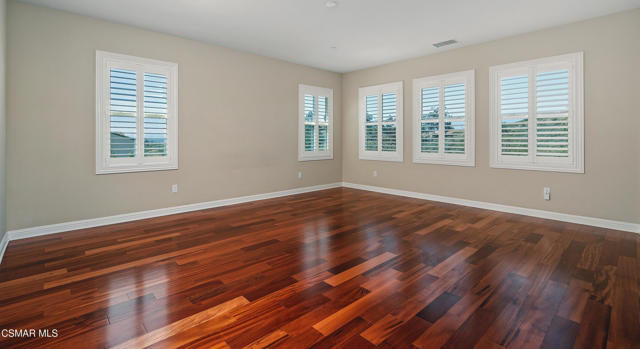 Image 32 of 46 For 7375 Elk Run Way