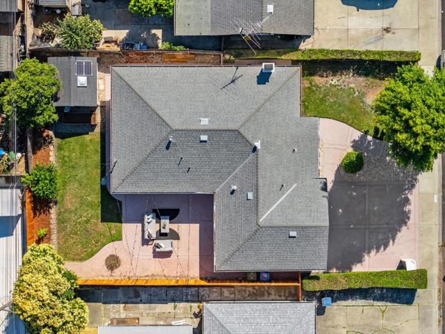 3006 Warrington Avenue, San Jose CA: https://media.crmls.org/mediaz/0527d23a-89ee-4e08-90a4-6ed970614c5e.jpg