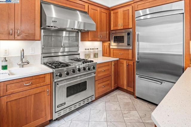 Image 10 of 53 For 23110 Canyon Terrace Dr