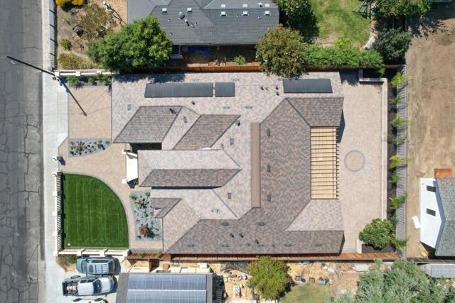 341 Carlyn Avenue, Campbell CA: https://media.crmls.org/mediaz/052a1c99-b33e-4428-92b6-79f189d07fad.jpg