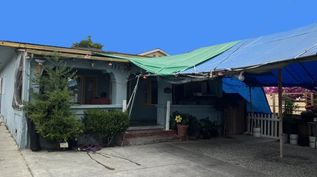 171 S Sunset Avenue, San Jose CA: https://media.crmls.org/mediaz/052bf999-1725-4b57-a60c-d86bc54d38e6.jpg