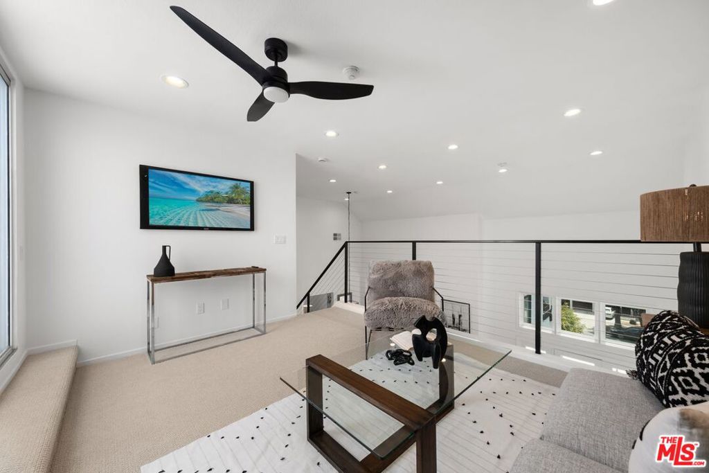 1133 9th Street 303