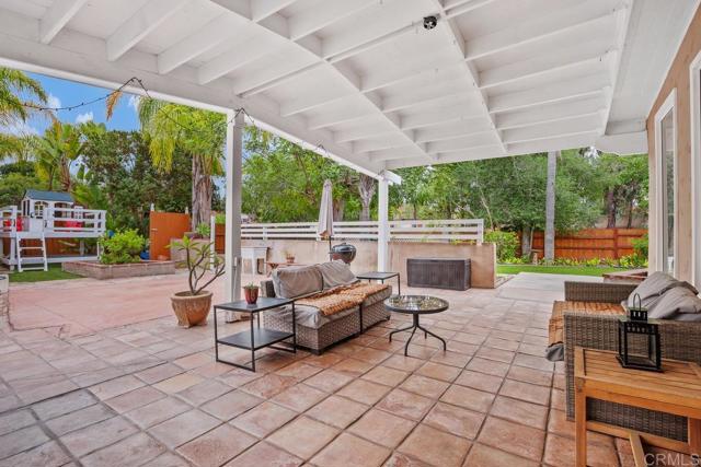 1093 Rancho Santa Fe Rd., Encinitas CA: https://media.crmls.org/mediaz/052d36b3-bfea-4289-ade7-ba752ed4b73b.jpg