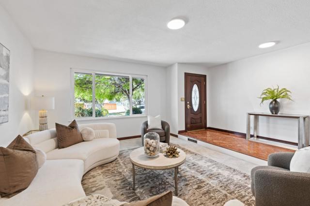 3157 Valmaine Court, San Jose CA: https://media.crmls.org/mediaz/052d7882-d47c-47e2-9d66-e769247aa653.jpg