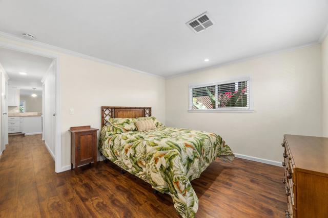 4160 Jade Street, Capitola CA: https://media.crmls.org/mediaz/052d7f49-925e-4a71-978c-b9a2747a8090.jpg