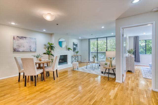 320 Palo Alto Avenue, Palo Alto CA: https://media.crmls.org/mediaz/052dba6a-edd9-4448-99c2-3a43994c0c7d.jpg