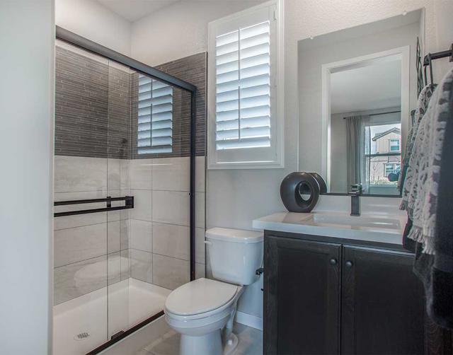 2426 Lake Club, Fairfield CA: https://media.crmls.org/mediaz/052e5d0d-ef06-4172-ab51-f845e96200c8.jpg