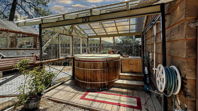 26748 Mcmahan, Idyllwild CA: https://media.crmls.org/mediaz/052f282d-5022-414d-9fa5-7b776365f250.jpg