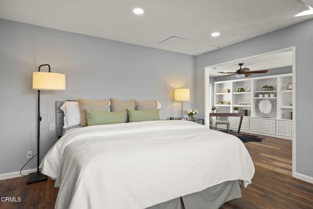 4450 Gateshead Bay, Oxnard CA: https://media.crmls.org/mediaz/052f9d39-ba30-4a6f-b1fa-b36d45d67d63.jpg