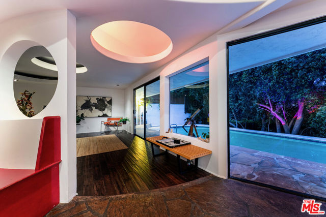 7495 Mulholland Drive, Los Angeles CA: https://media.crmls.org/mediaz/052fe423-e5ef-4c34-8643-141c7b53408a.jpg