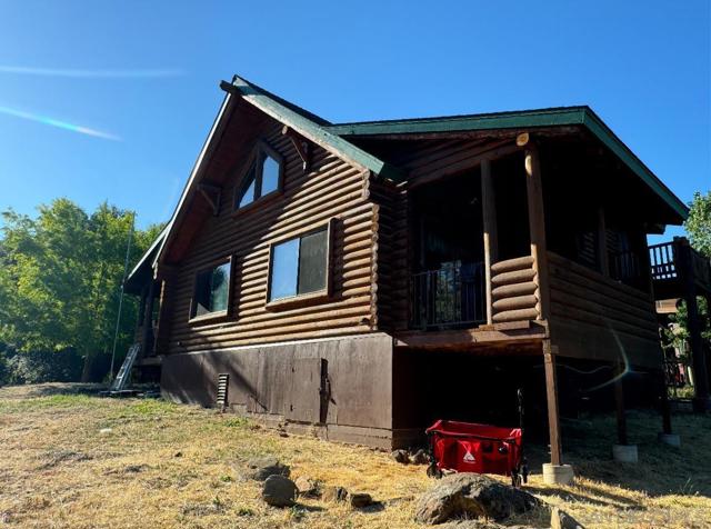 6553 Engineers Rd, Julian CA: https://media.crmls.org/mediaz/053124cd-8551-4f17-86af-8236c2da6655.jpg