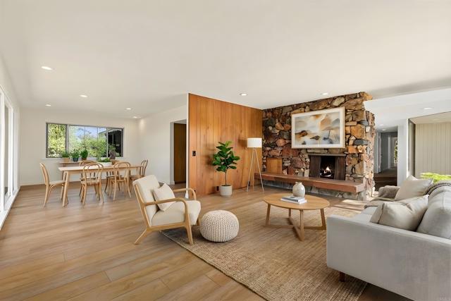 Detail Gallery Image 18 of 61 For 1520 via Rancho Pkwy, Escondido,  CA 92029 - 3 Beds | 3 Baths