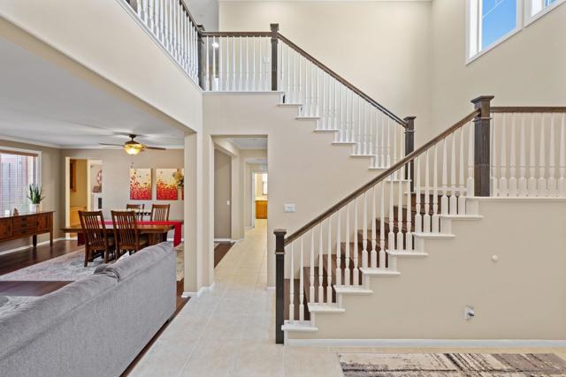 2954 Rangpur Court, Escondido CA: https://media.crmls.org/mediaz/053298d9-8c4d-46e3-8965-b6445db41e2a.jpg