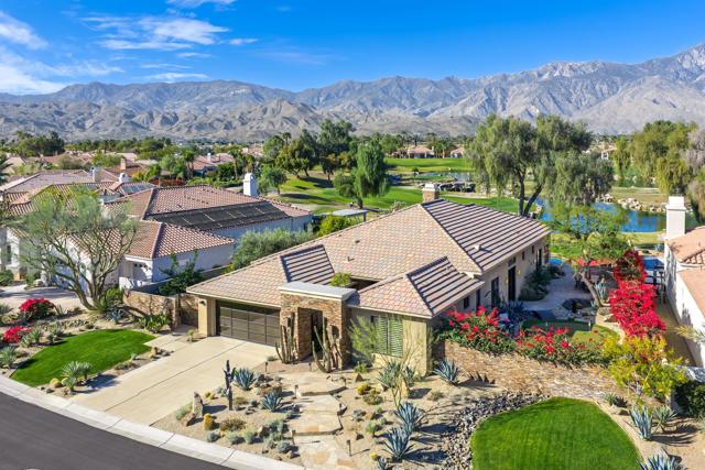 33 Via Las Flores, Rancho Mirage, CA 92270