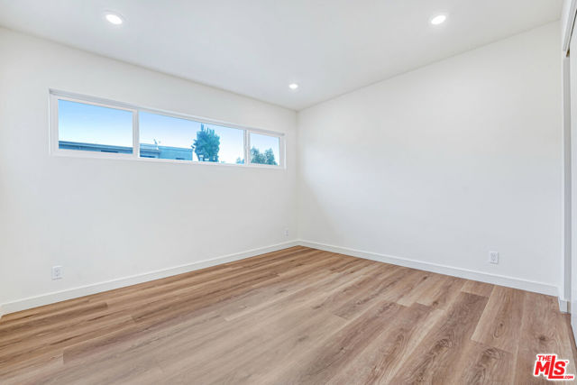 16185 W Sunset Blvd, 7 photo 6