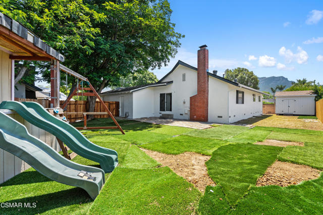 951 Tapies Court, Newbury Park CA: https://media.crmls.org/mediaz/05345e9d-eb13-4cea-9267-fb482d9c545d.jpg