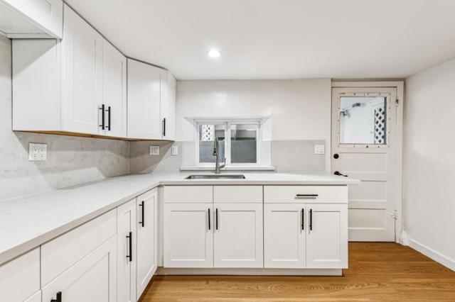 17221724 48th Avenue, San Francisco CA: https://media.crmls.org/mediaz/0535d96d-3c16-4c3b-bf1d-9f27a771d431.jpg