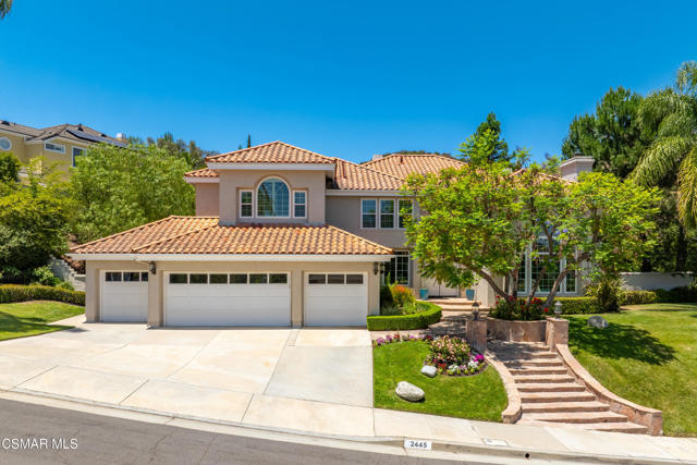 2445 Ranchgrove Drive, Westlake Village CA: https://media.crmls.org/mediaz/05373d85-5b54-4afa-a673-85055c88e7bb.jpg