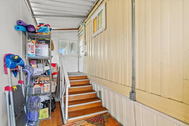 1555 Merrill Street, Santa Cruz CA: https://media.crmls.org/mediaz/053922ce-dfec-46a9-b20e-60c11ef4ad32.jpg