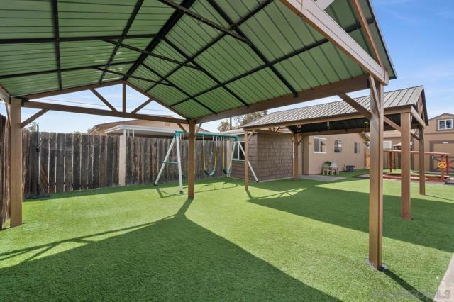 Image 23 of 25 For 8632 Atlas View