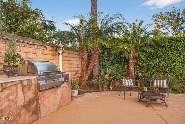 Detail Gallery Image 4 of 53 For 445 Cremona Way, Oak Park,  CA 91377 - 4 Beds | 3 Baths