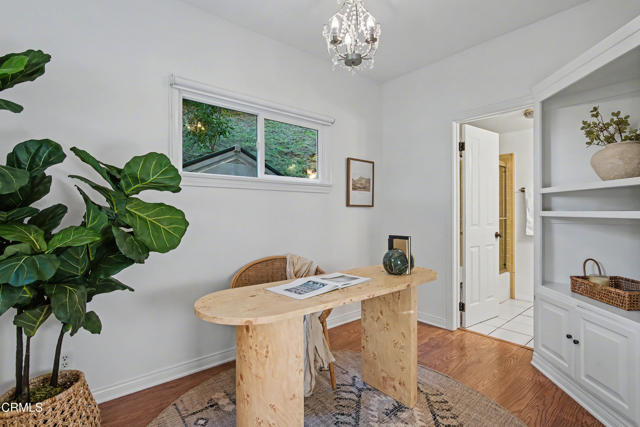 640 Chaparral Road, Sierra Madre CA: https://media.crmls.org/mediaz/053c4be1-ec4f-450a-884e-f5e49cf80864.jpg