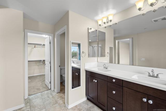 1800 Saltaire Place, San Diego CA: https://media.crmls.org/mediaz/053d0287-659f-468b-9387-3b828387f90b.jpg