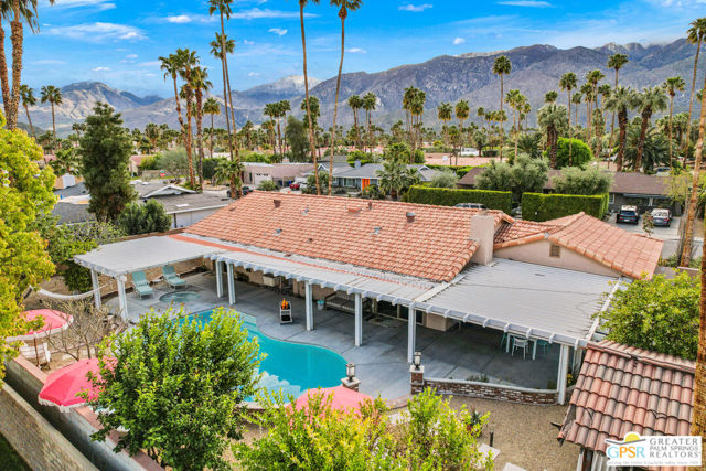 1334 S San Joaquin Drive, Palm Springs CA: https://media.crmls.org/mediaz/053dc620-bb00-4466-89b5-09f02cdeefb6.jpg