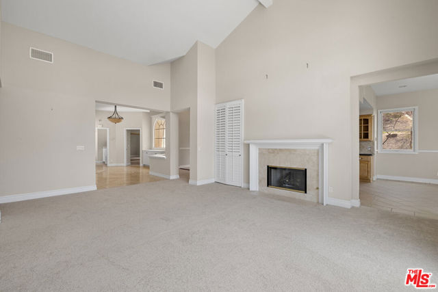 2046 Palisades Drive, Pacific Palisades CA: https://media.crmls.org/mediaz/053e568f-9d4a-4c02-ab8b-2387709b548f.jpg