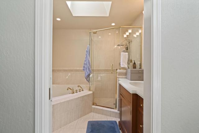 3172 Morris Drive, Palo Alto CA: https://media.crmls.org/mediaz/053e6145-c11c-47ea-b7ac-38ff760ef050.jpg