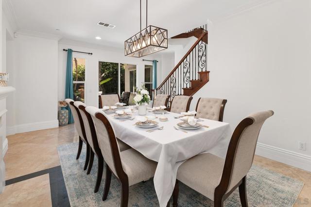 10237 Paseo De Linda, San Diego CA: https://media.crmls.org/mediaz/053e9d7e-ac03-4114-a069-2b60d45634ce.jpg