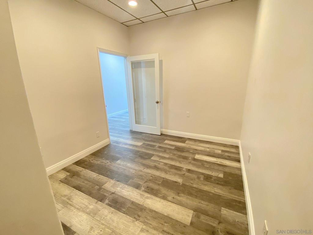 MLS #250040949SD image #12