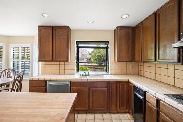 420 Greenbrier Road, Half Moon Bay CA: https://media.crmls.org/mediaz/053f9f27-5f4b-4cfa-a02c-a2ee64329eca.jpg
