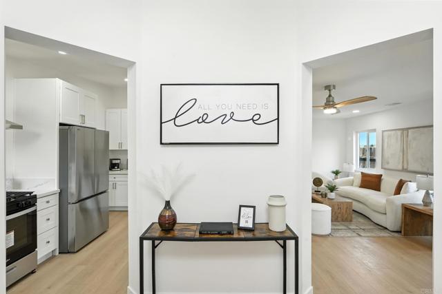Detail Gallery Image 8 of 30 For 5885 Lynn St, San Diego,  CA 92105 - 3 Beds | 2 Baths
