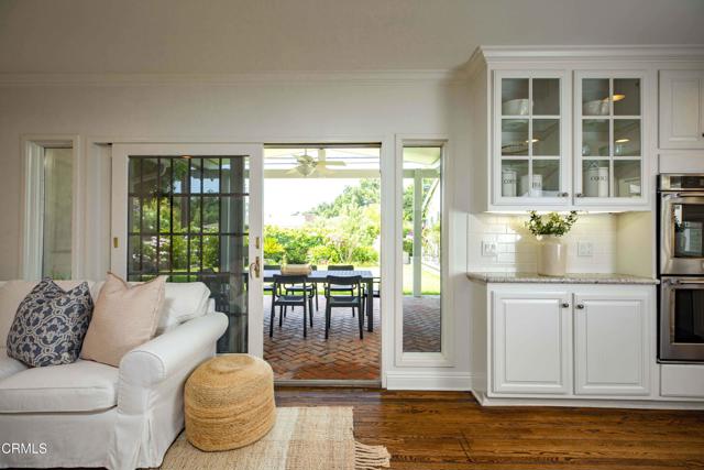 Detail Gallery Image 14 of 37 For 432 Oliveta Pl, La Canada Flintridge,  CA 91011 - 4 Beds | 3 Baths