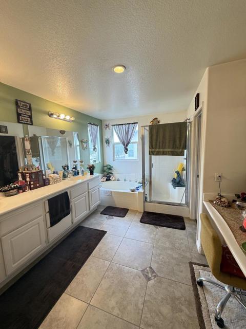 2760 Newcastle Way, San Jacinto CA: https://media.crmls.org/mediaz/05411f38-8519-468a-96d7-f3d6a10a6e83.jpg